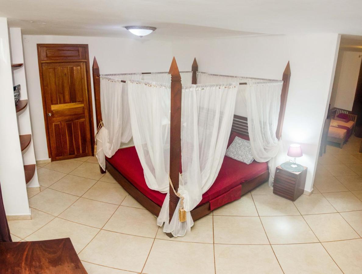 Punta Duarte Garden Inn Los Duarte Eksteriør bilde